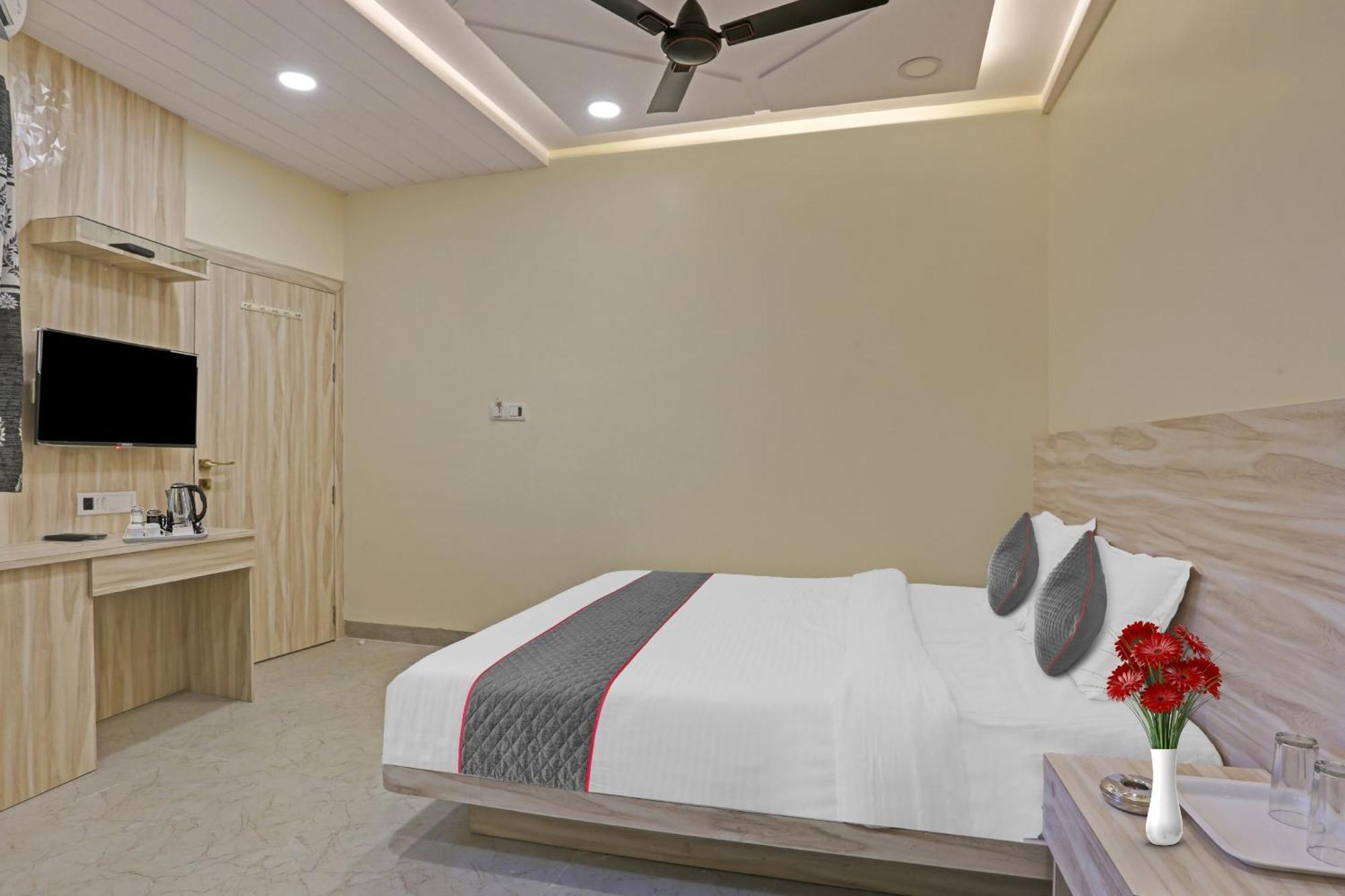 Super Hotel O Kiwi International มุมไบ ภายนอก รูปภาพ